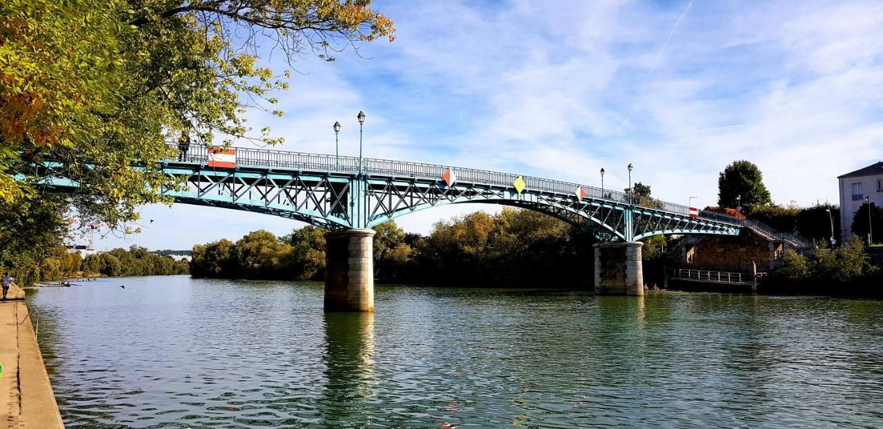 Апартаменты Gite Bord De Marne Paris Бри-сюр-Марн Экстерьер фото